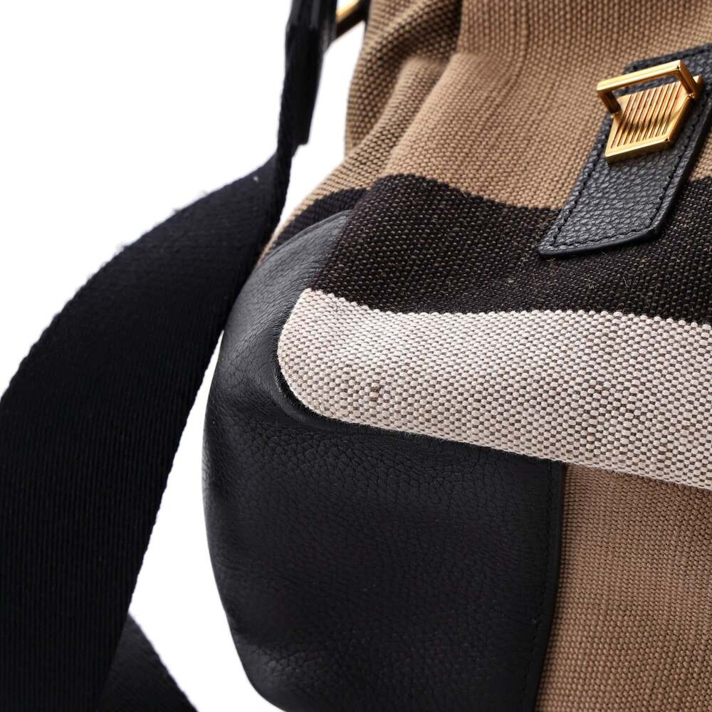 Burberry Baildon Messenger Bag House #250943B73B - Picture 6 of 8